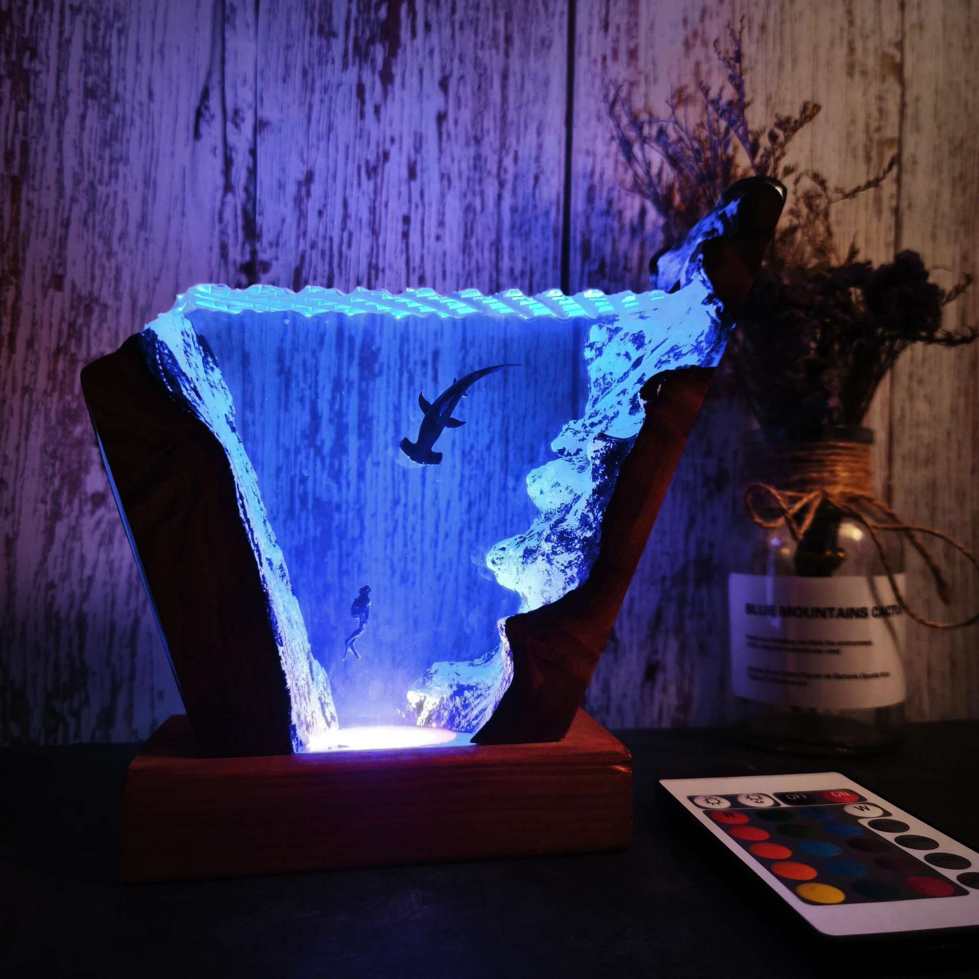 Resin Art Wedding Gift - Adorno Luminoso de Tiburón Martillo de